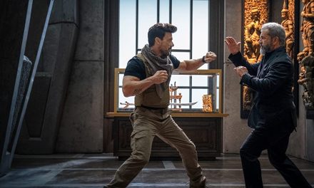 Boss Level : que pensent les internautes de ce “Jour sans fin” shooté à l’action sur Amazon Prime Video [Avis]