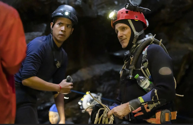 Treize vies : que pensent les internautes du film qui revient sur le sauvetage de 2018 en Thailande  ? (Avis)