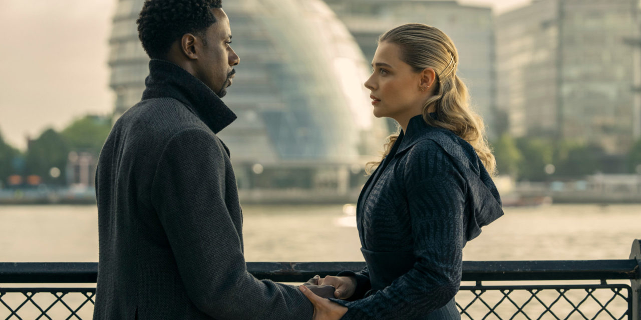 Périphériques : la dystopie reviendra-t-elle pour une saison 2 sur Prime Video ?