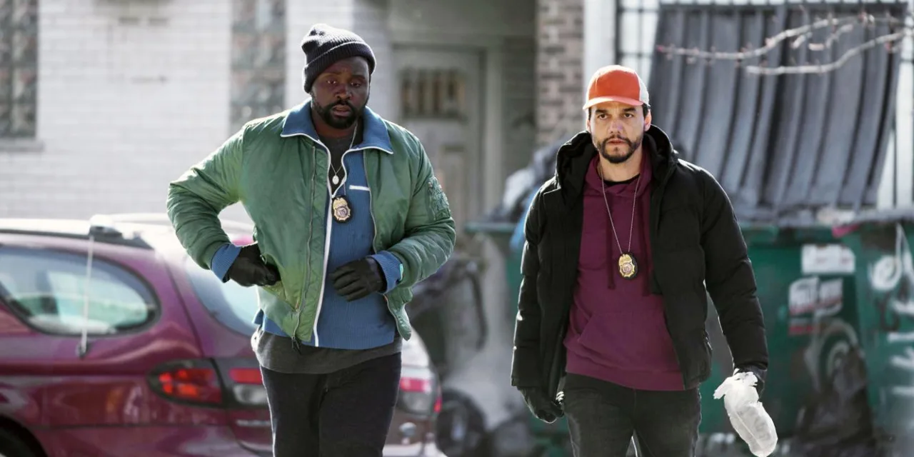 Dope Thief (AVIS) : la série coup-de-poing d’Apple TV+ entre arnaque, rédemption (+ infos saison 2) et paranoïa