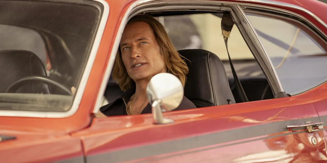 Duster : moteurs rugissants, flingues sales et Amérique cramée dans le nouveau trip rétro noir de J.J. Abrams