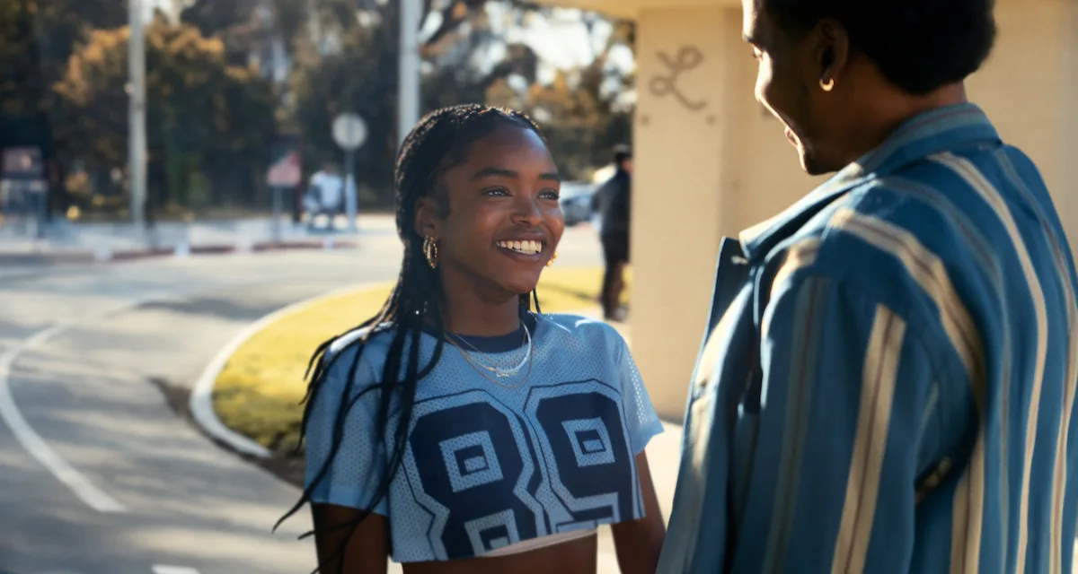 Pour toujours : la série Netflix qui réinvente le premier amour à l’ère numérique (Nouveautés)