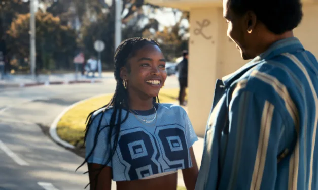Pour toujours : la série Netflix qui réinvente le premier amour à l’ère numérique (Nouveautés)