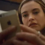 Swipe : l’ascension de Whitney Wolfe, pionnière de la tech, adaptée en biopic sur Disney+