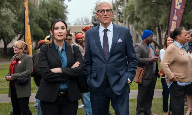 Espion à l’ancienne saison 2 : Ted Danson infiltre l’université, dès le 20 novembre sur Netflix