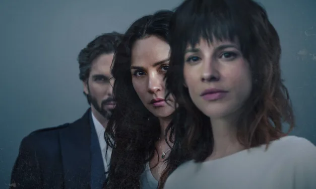 Carmen Villalobos : de la telenovela culte à L’Invitée sur Netflix (Casting)