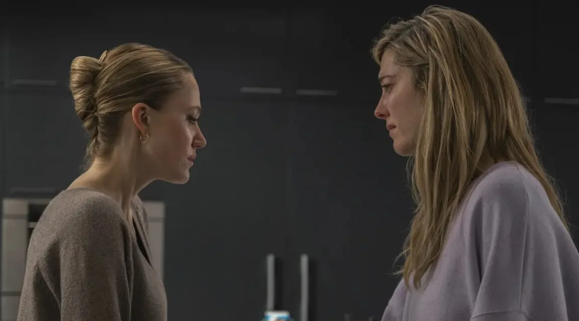 La Main sur le berceau : Disney+ s’attaque à un classique du thriller psychologique