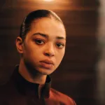 Privilèges sur HBO : Manon Bresch et Melvil Poupaud au cœur d’un thriller dans les coulisses d’un palace parisien