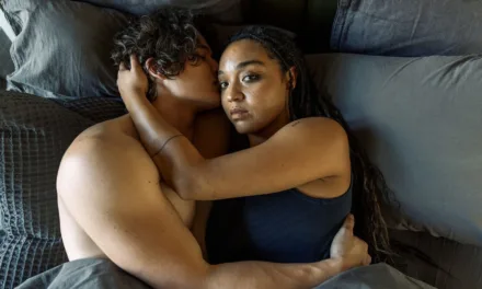 Disney+ : pourquoi Watching You s’impose parmi les séries les plus regardées du moment