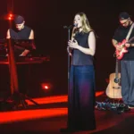 Héléna en concert dans Basique : rendez-vous le 24 mars sur France 2