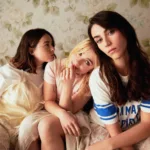 Esa noche : qui est Claudia Salas, l’actrice qui incarne Paula dans la série Netflix ?