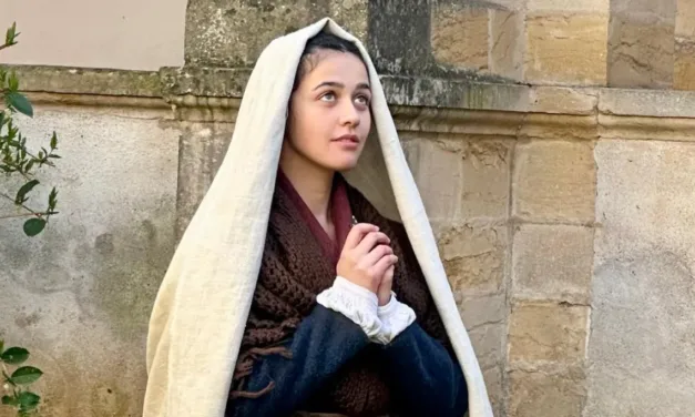 Bernadette et les miracles de Lourdes : Secrets d’Histoire explore un mystère toujours débattu