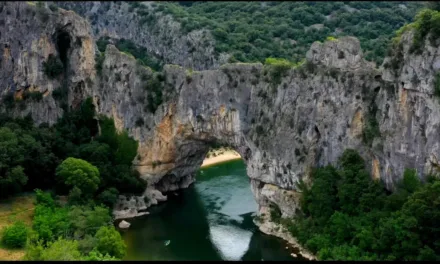 Des racines et des ailes : passion patrimoine, terroirs d’excellence en Ardèche rediffusé le 11 mars sur France 3