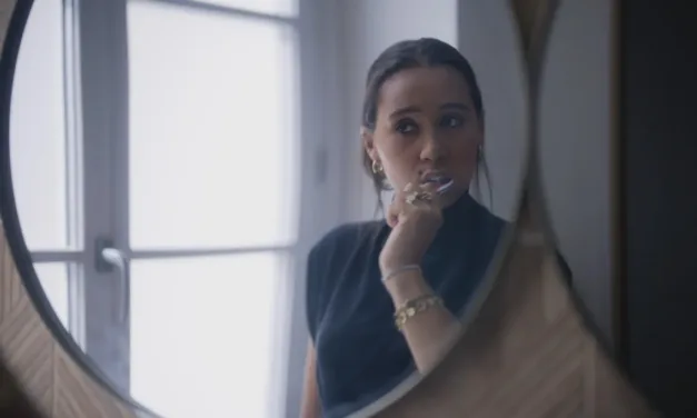 Des dents blanches… au rire jaune : enquête sur les dérives du blanchiment dentaire sur France 5