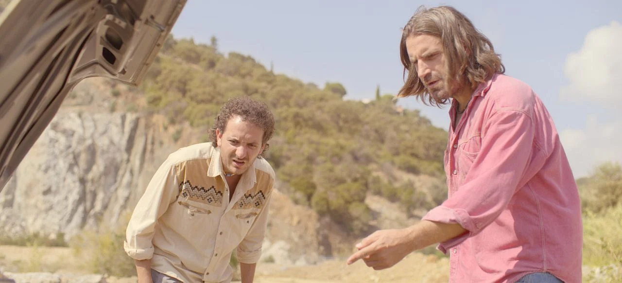 Mandibules sur France 4 : le film le plus absurde de Quentin Dupieux débarque ce 11 avril