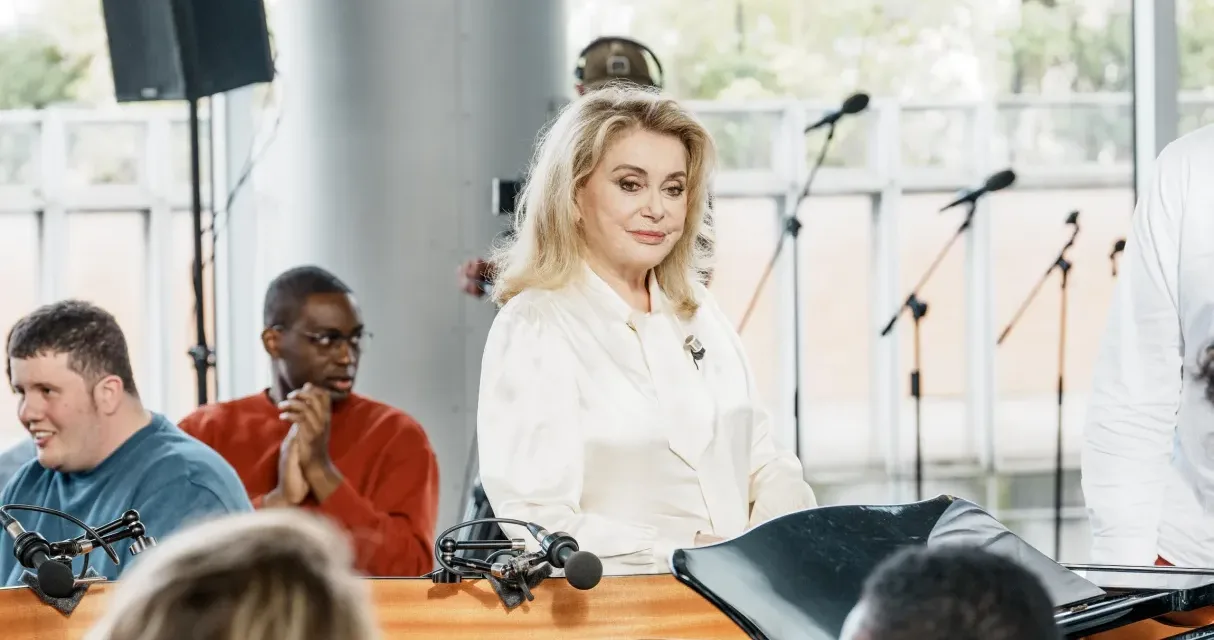Les rencontres du Papotin : pourquoi l’émission avec Catherine Deneuve s’annonce comme un moment à part sur France 2