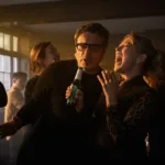 Alice et Steve sur Disney+ : la comédie britannique primée à CANNESERIES arrive le 8 juin