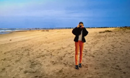 1998, l’été de nos 18 ans sur France 3 : Maria Pourchet revisite l’année des Bleus, de Titanic et des promesses d’avant Internet