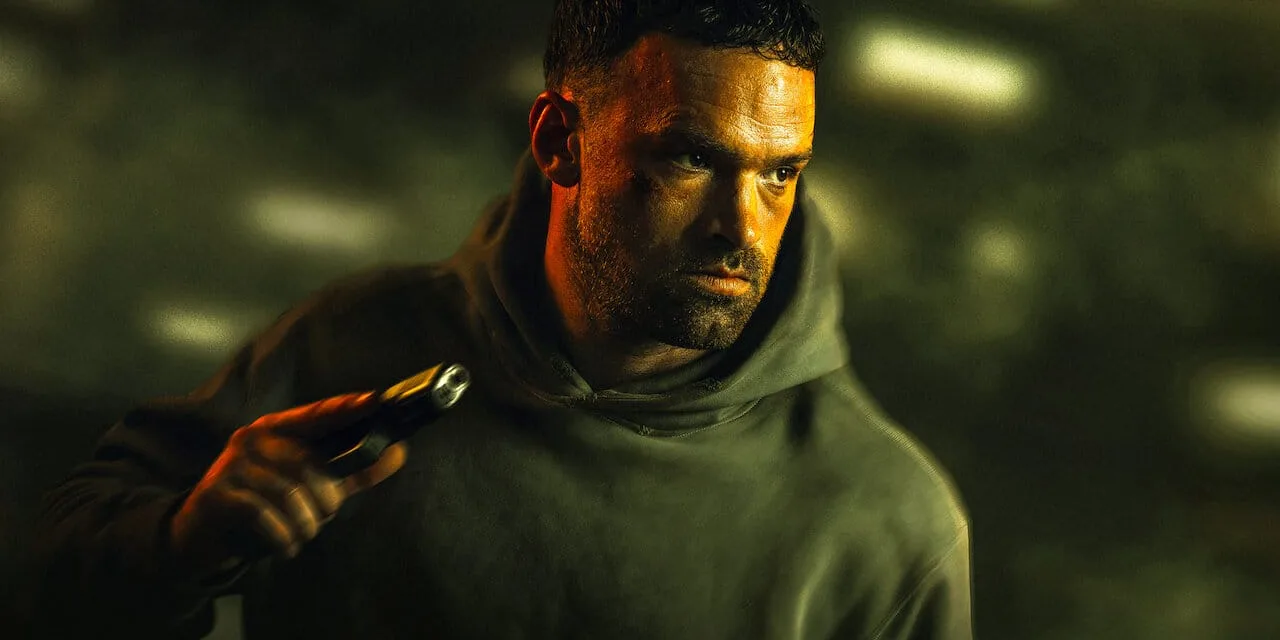 AKA sur TF1 : Alban Lenoir passe à l’action dans le thriller français qui a cartonné sur Netflix