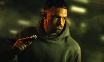 AKA sur TF1 : Alban Lenoir passe à l’action dans le thriller français qui a cartonné sur Netflix