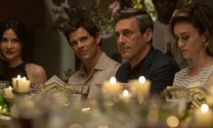 Vrais voisins, faux amis saison 3 : Apple TV a déjà tranché pour la suite de la série avec Jon Hamm