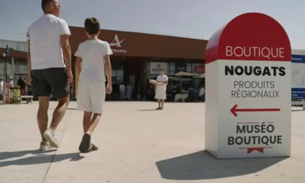 De l’asphalte à l’assiette sur France 5 : ce documentaire enquête sur ce que l’on mange vraiment sur l’autoroute