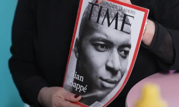 Mbappé, la diplomatie du ballon rond : France 5 raconte le footballeur devenu symbole français