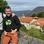 Échappées belles en Galice : France 5 part au bout de l’Espagne avec Ismaël Khelifa
