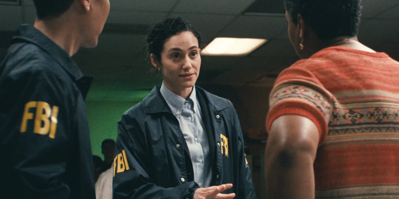 Furious sur Disney+ : Emmy Rossum traque une tueuse en série en juillet dans la nouvelle série Hulu