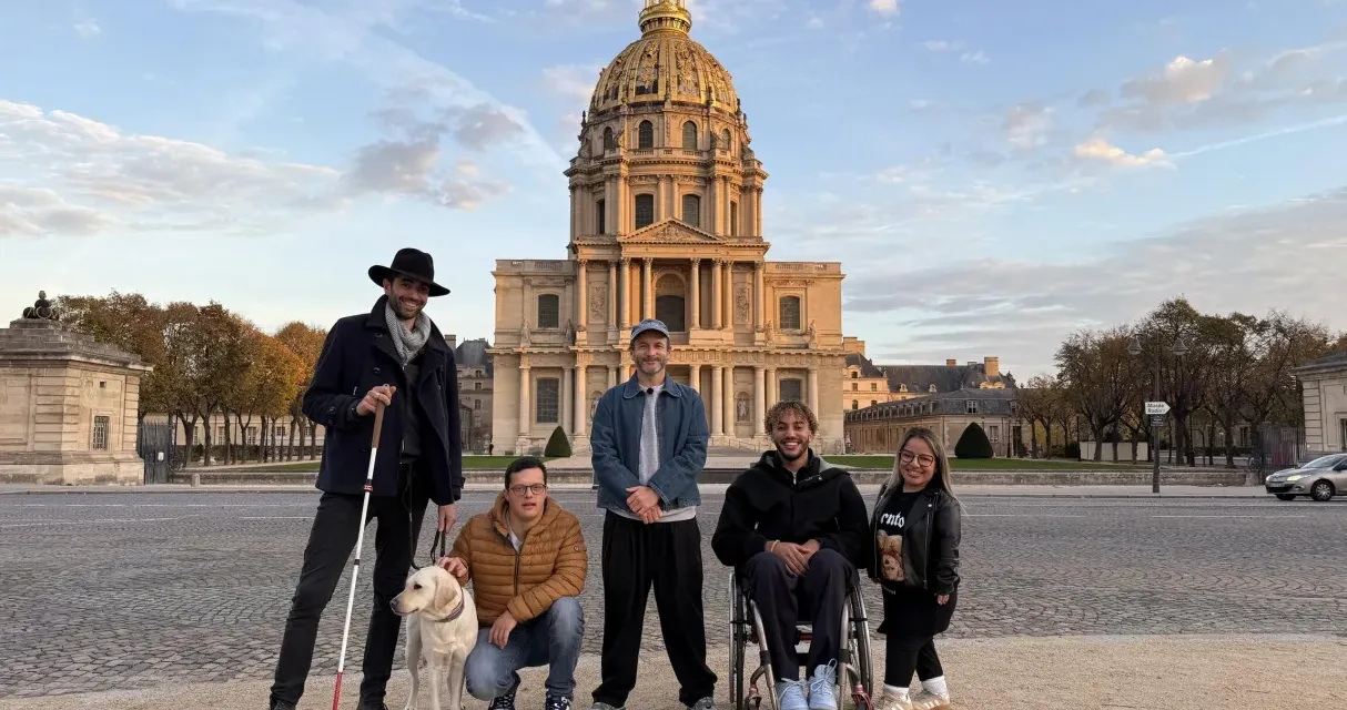 Partenaires particuliers sur France 5 : Jérémy Michalak embarque une équipe hors norme entre Paris et Barcelone