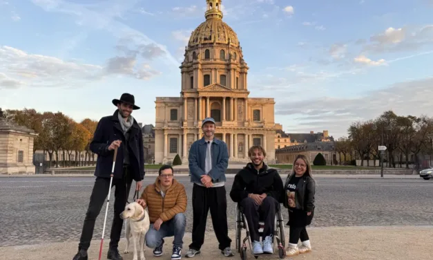 Partenaires particuliers sur France 5 : Jérémy Michalak embarque une équipe hors norme entre Paris et Barcelone