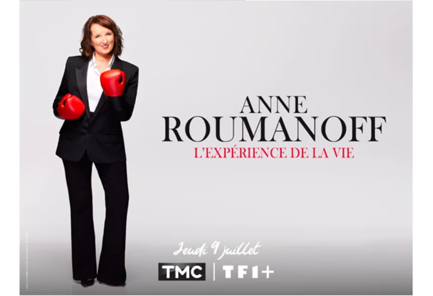 Anne Roumanoff sur TMC : « L’expérience de la vie », un one-woman-show mordant sur notre époque