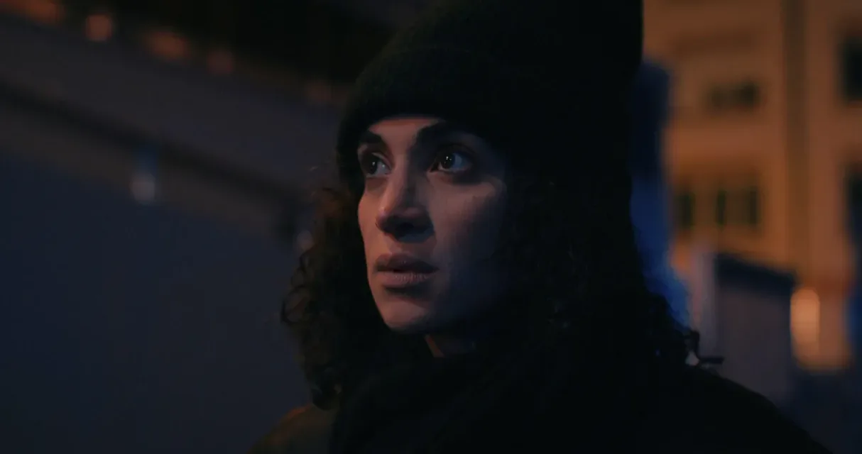 Avant que les flammes ne s’éteignent sur France 4 : Camélia Jordana au sommet