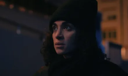 Avant que les flammes ne s’éteignent sur France 4 : Camélia Jordana au sommet