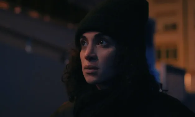 Avant que les flammes ne s’éteignent sur France 4 : Camélia Jordana au sommet