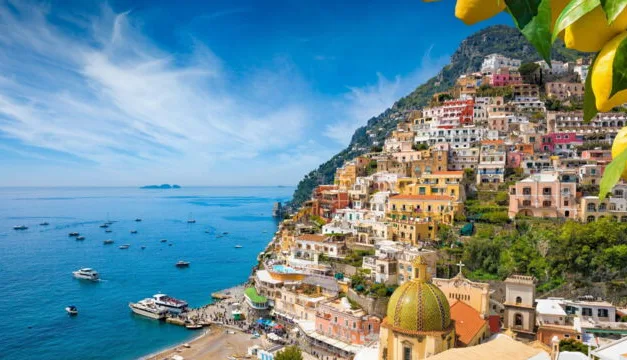 Enquête exclusive sur M6 : la côte amalfitaine, Capri et Positano face à l’assaut des touristes fortunés