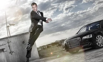 Le Transporteur sur TF1 : Jason Statham enfreint sa règle d’or et découvre une femme dans son coffre