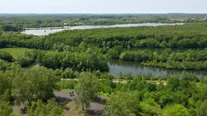 Les 100 lieux qu’il faut voir sur France 5 : le Nord à vélo, sur les pavés de Paris-Roubaix