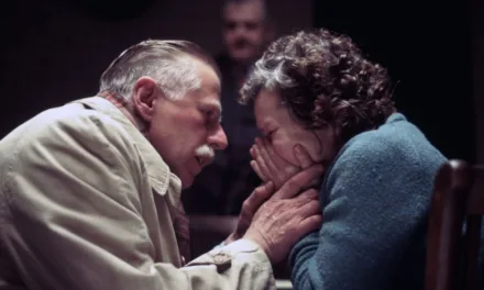 Vera Drake sur Arte : Imelda Staunton bouleverse dans le Londres des années 1950 de Mike Leigh