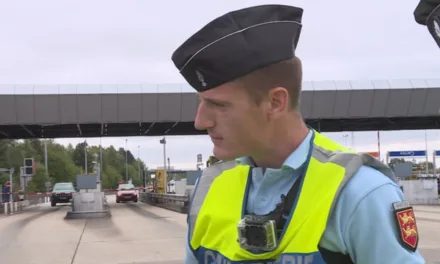 100 jours avec la police de la route sur RMC Découverte : la traque des chauffards du sud au périphérique parisien