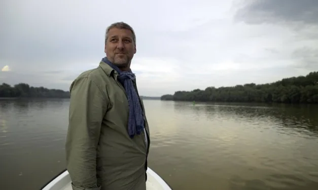Au bout c’est la mer sur France 5 : François Pécheux descend la Dordogne au fil de l’eau ce mercredi