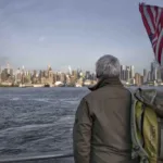 Au bout c’est la mer sur France 5 : François Pécheux descend le fleuve Hudson jusqu’à New York