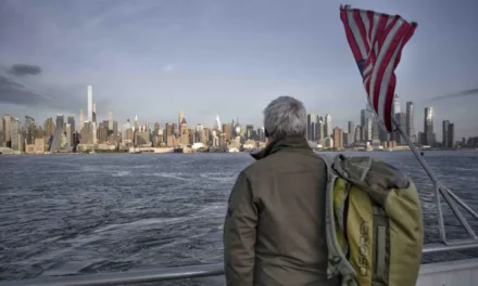 Au bout c’est la mer sur France 5 : François Pécheux descend le fleuve Hudson jusqu’à New York
