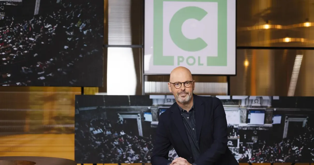 C Politique sur France 5 : Thomas Snégaroff lance une saison présidentielle avec deux nouveaux visages