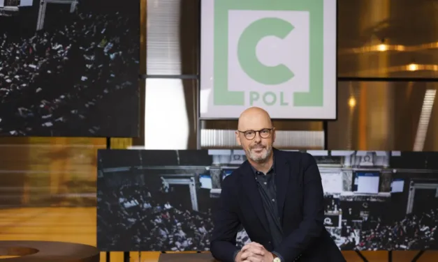C Politique sur France 5 : Thomas Snégaroff lance une saison présidentielle avec deux nouveaux visages