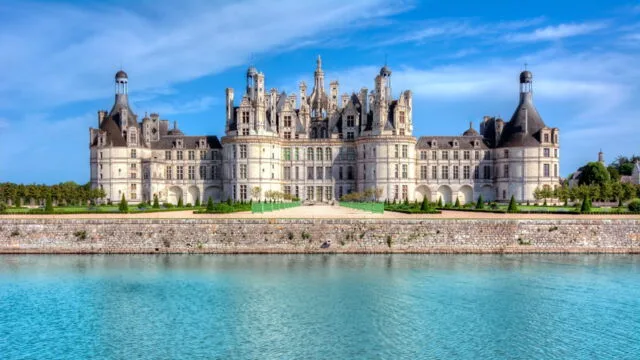 Chambord sur RMC Découverte : le mystère de l’escalier à double révolution enfin décrypté ce lundi 31 août