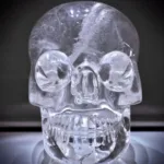 Crânes de cristal sur RMC Story : œuvres d’art énigmatiques ou contrefaçons, enquête sur un mystère tenace