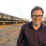 Des trains pas comme les autres sur France 5 : Philippe Gougler rejoint Singapour à bord de l’Eastern & Oriental Express
