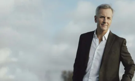 Enquête exclusive sur M6 : Bernard de la Villardière explore le Brésil, entre samba, love hotels et ferveur