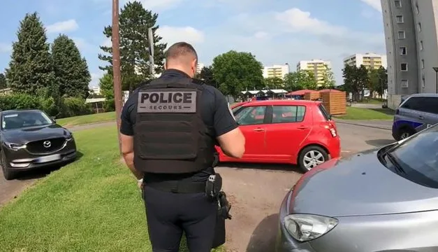 Flic story sur RMC Story : immersion avec les policiers de Saint-Quentin, entre trafics et interventions à risque, ce dimanche soir